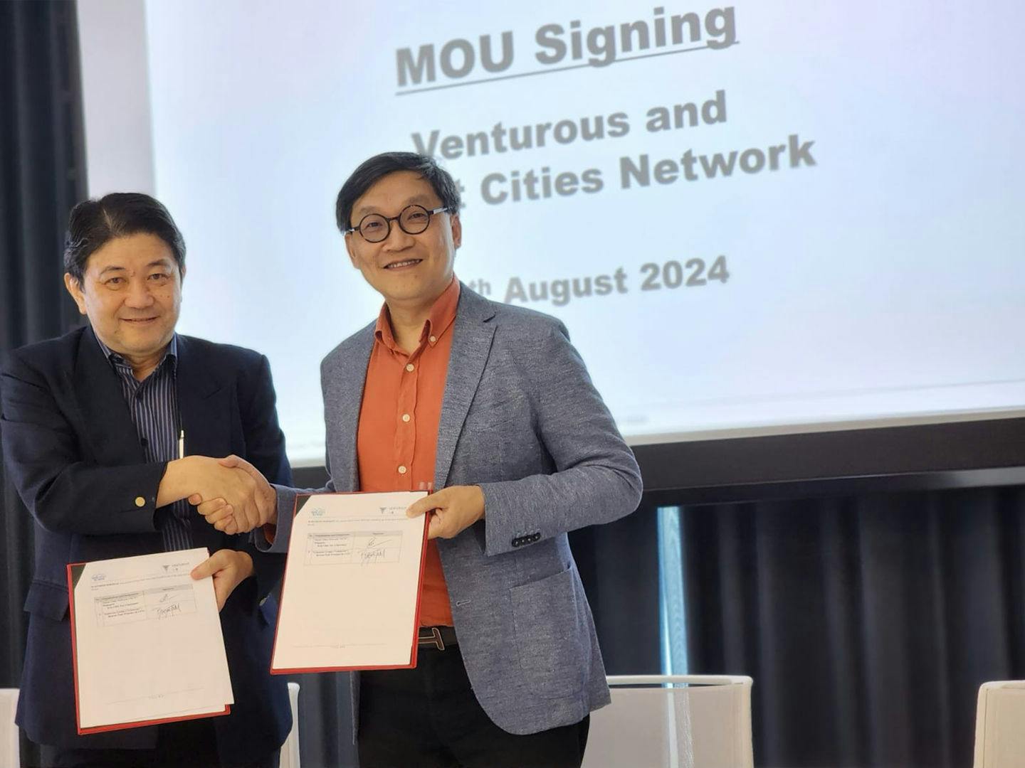 Venturous Group signs MOU with Smart Cities Network